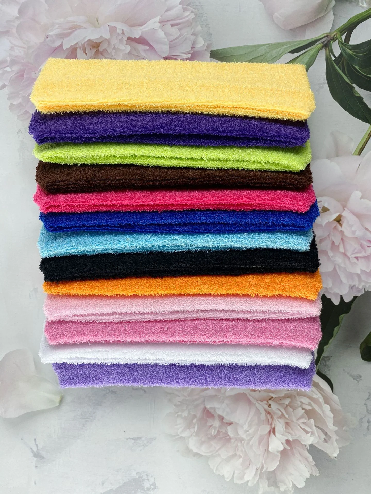 Candy Color Yoga Exercise Headband and Towel for Workouts and Face Washing. Stay comfortable and dry during activities. — photo 5