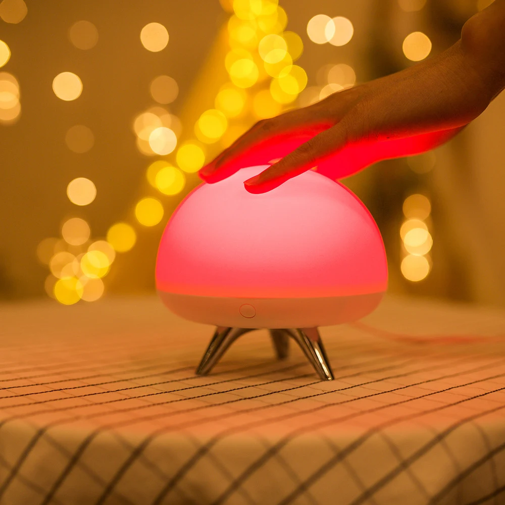 Title 1, USB charging small white pat light, touch sensi...