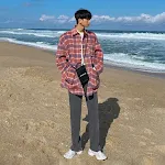 Jaqueta xadrez casual masculina, moderna e despojada. Perfeita para um visual casual e confortável, ideal para diversas ocasiões com estilo. — foto 2