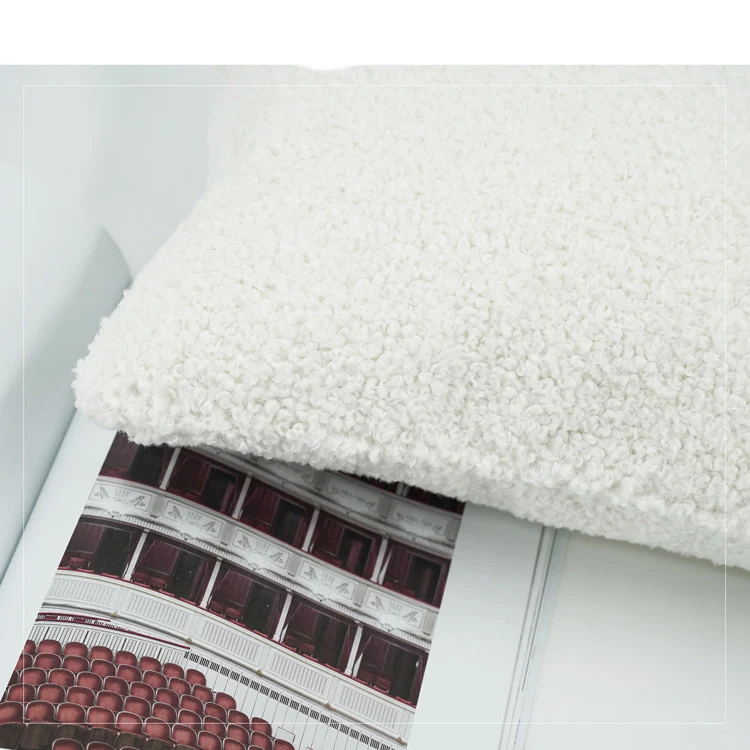 Almofada rolo de lã sintética Nordic Snow White. Conforto e elegância para sua casa. Perfeita para suporte lombar e relaxamento. — foto 2