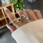 Anel Geometric Girl Simples e Versátil para Uso Diário. Design elegante e atemporal, combina com qualquer estilo e ocasião. — foto 1