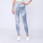 Tie dyed Capri tights for a comfortable and vibrant style. Perfect for yoga, sports or a casual, eye-catching look. — photo 2