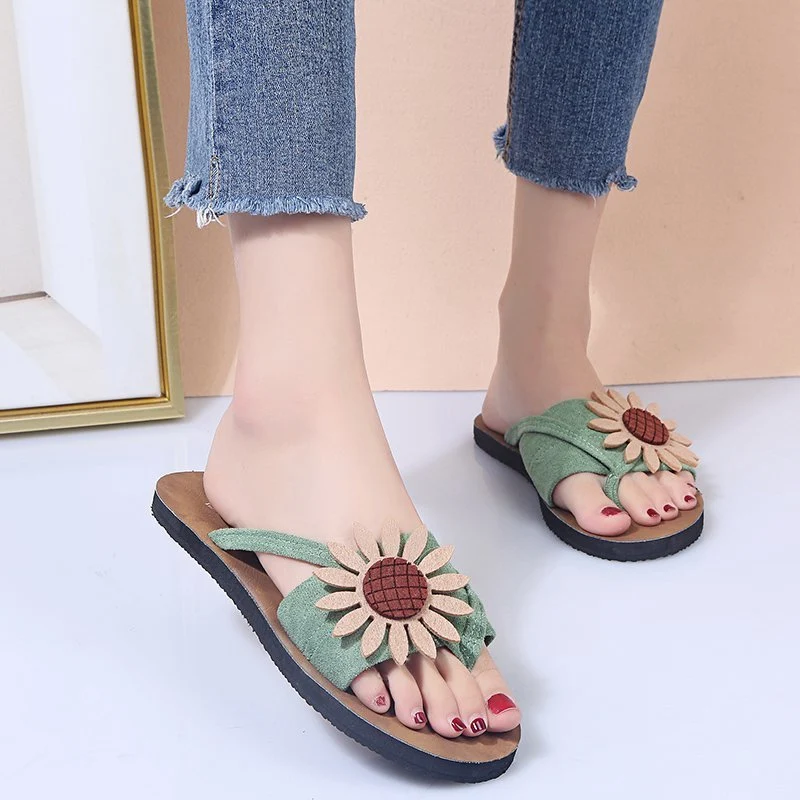 Chinelos Grandes Femininos Rasteirinhas Antiderrapantes com Flores Conforto e Estilo para o Verão Perfeitos para Praia e Piscina — foto 5