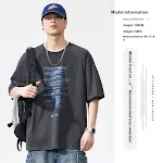 Camiseta Americana Estampada Solta Casual Conforto e Estilo para o Seu Dia a Dia. Desfrute do Caimento Relaxado e da Liberdade de Movimentos. — foto 2