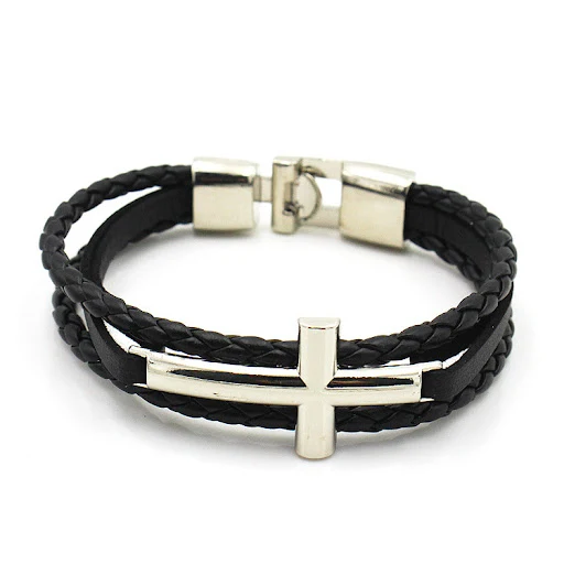 Title 6, Pulsera de cuero de hebilla plateada