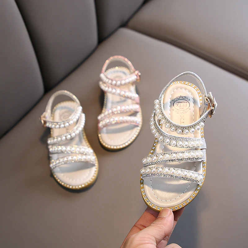 Title 11, Koreaanse stijl sandalen voor meisjes. Comforta...