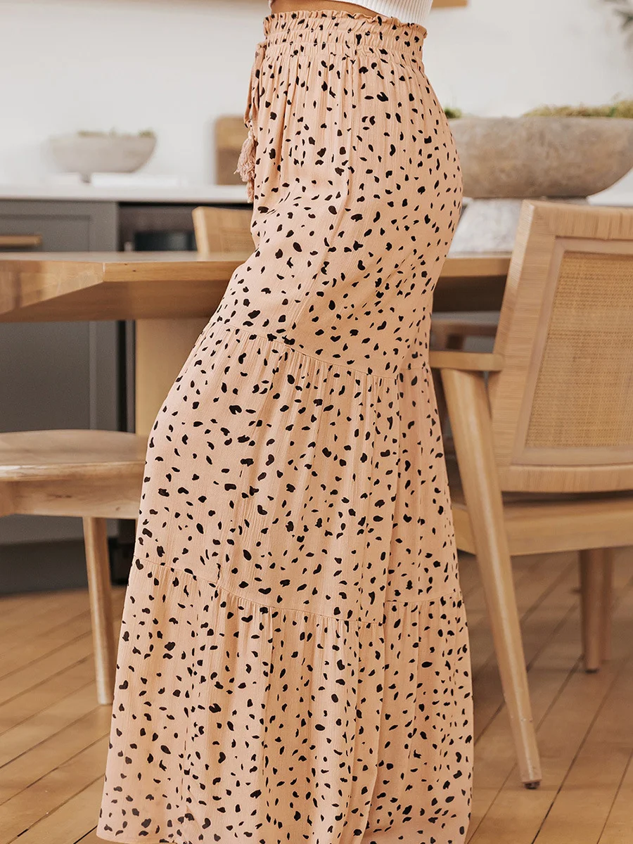 Calças femininas de perna larga com estampa de leopardo e babados Conforto e estilo em uma peça única. Ideal para diversas ocasiões. — foto 1