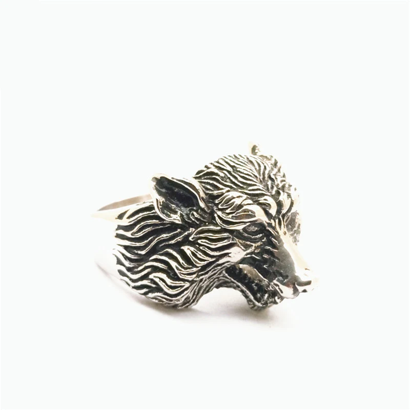 Anel de cabeça de lobo personalizado Joia única para homens ou mulheres Presente perfeito Em prata ou aço Design especial — foto 1