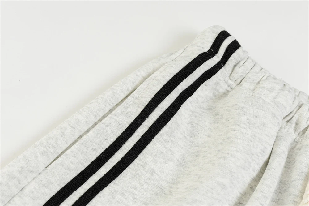 Men's Color Matching Casual Five-point Sweatpants, comfortable and stylish for everyday wear, perfect for lounging or ac — photo 7