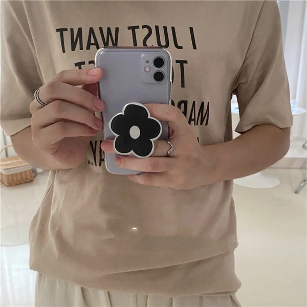Title 5, Étui de téléphone avec support à petites fleurs...