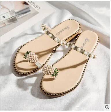 Pearl Thong Sandals for Women Stylish and comfortable footwear perfect for summer Lightweight design for beach, vacation — photo 1