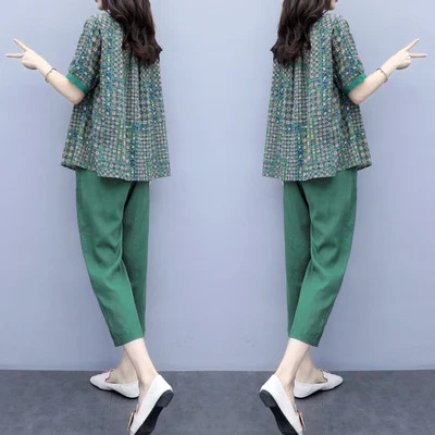 Calças Cropped Casuais Estilo Western, o Traje Perfeito para um Visual Despojado e Moderno. Conforto e Elegância em uma Só Peça. — foto 3