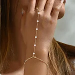 Anel com pérolas de zircônio e contas de arroz, corrente de dedo em forma de amor, enfeite charmoso e delicado para mulheres. — foto 22