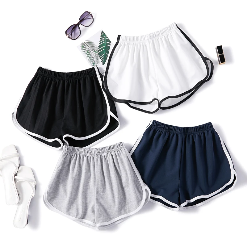 High waist three-quarter women's sports shorts for ultimate comfort and style during workouts. Perfect for fitness and e — photo 2