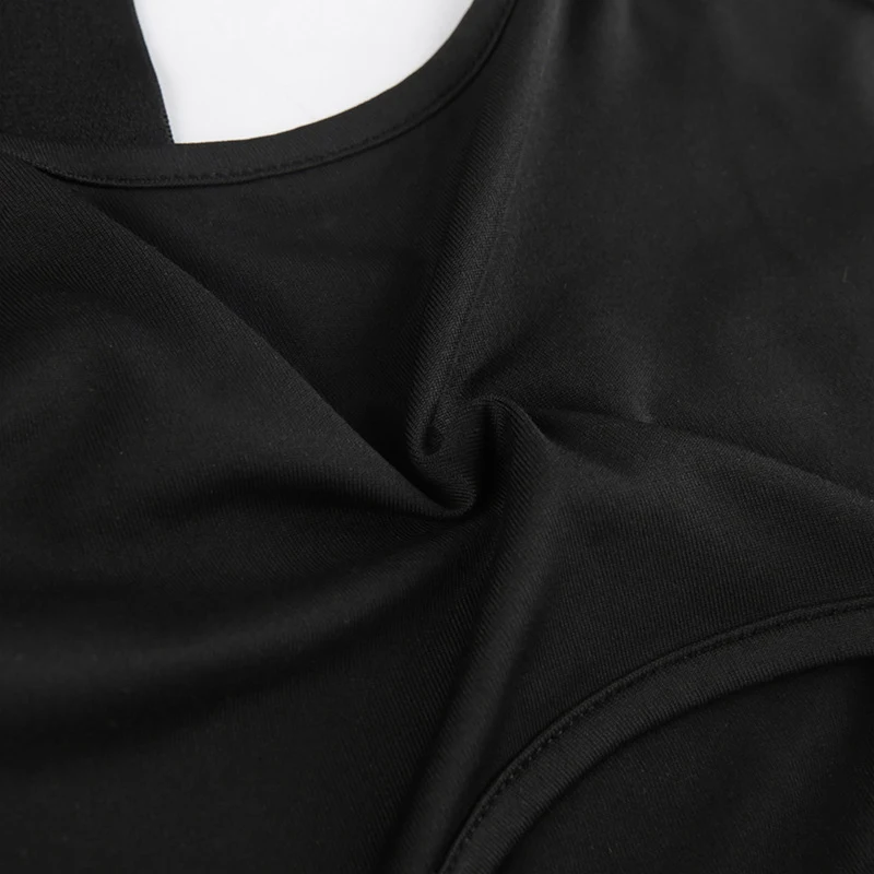 Schooltas met gesp, sport zwemvest, jumpsuit met uitgesneden details voor comfort en sportieve activiteiten — foto 3