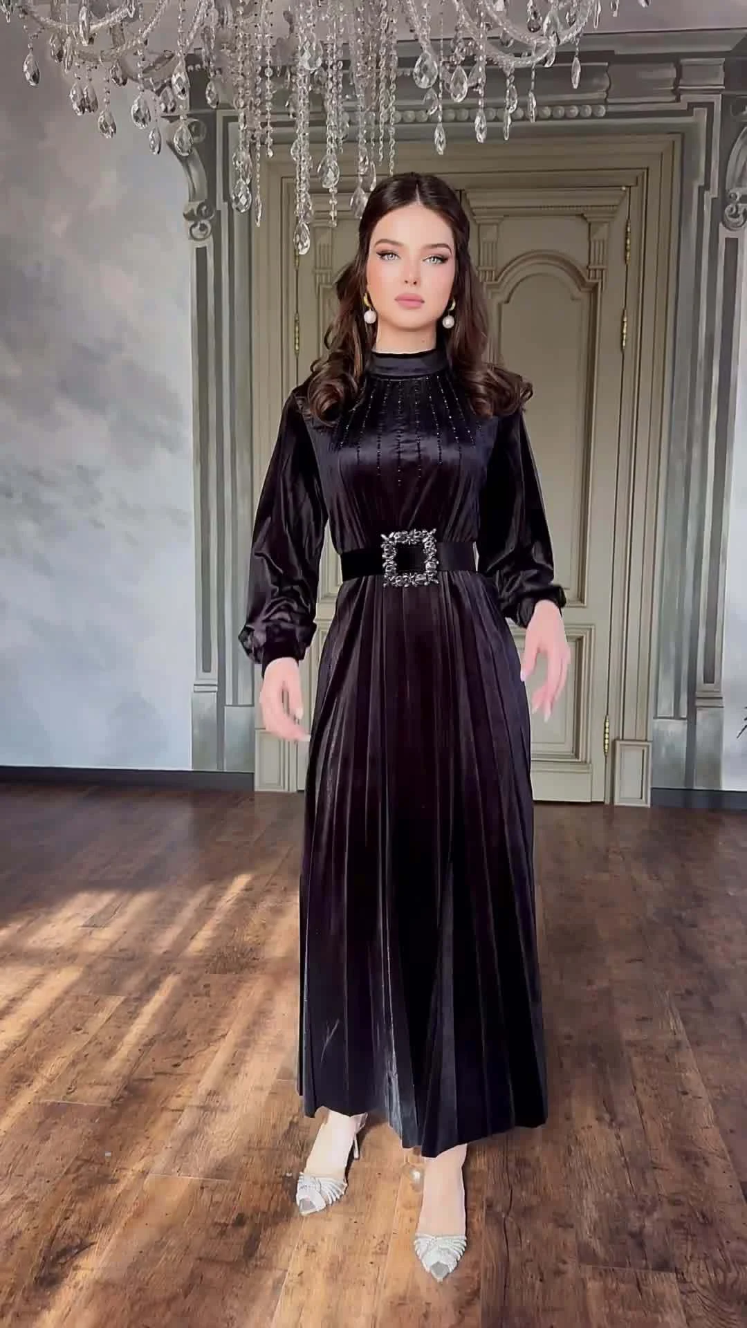 Title 5, Pleated Loose Belt Dress