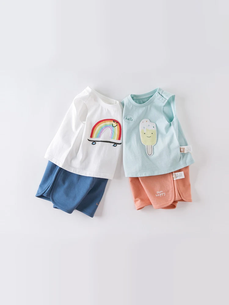 Baby cartoon schattig vest casual shorts tweedelige set. Comfortabele en leuke set voor je kleintje, ideaal voor dagelijks gebruik. — foto 1