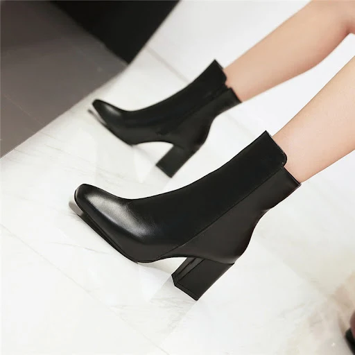 Title 7, Womens thick heel leather zipper boots. Stylis...