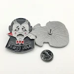 Broche de Halloween Série Abóbora Cão Drácula Enfeite Pin - Adicione um toque divertido e temático à sua fantasia! — foto 5