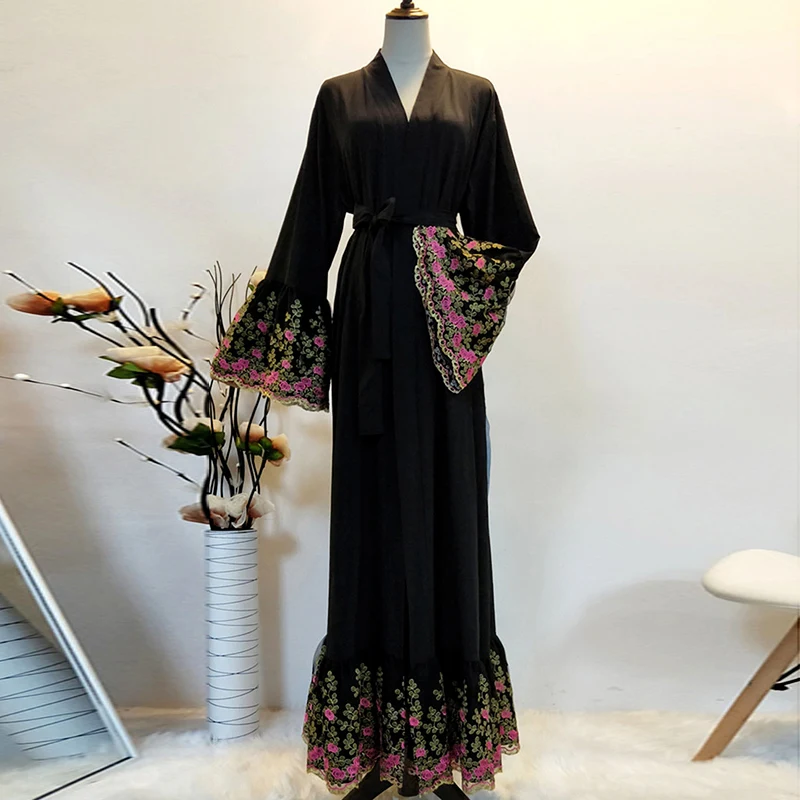 Title 4, Dubai High End Clothing Gold Silk Embroidered L...