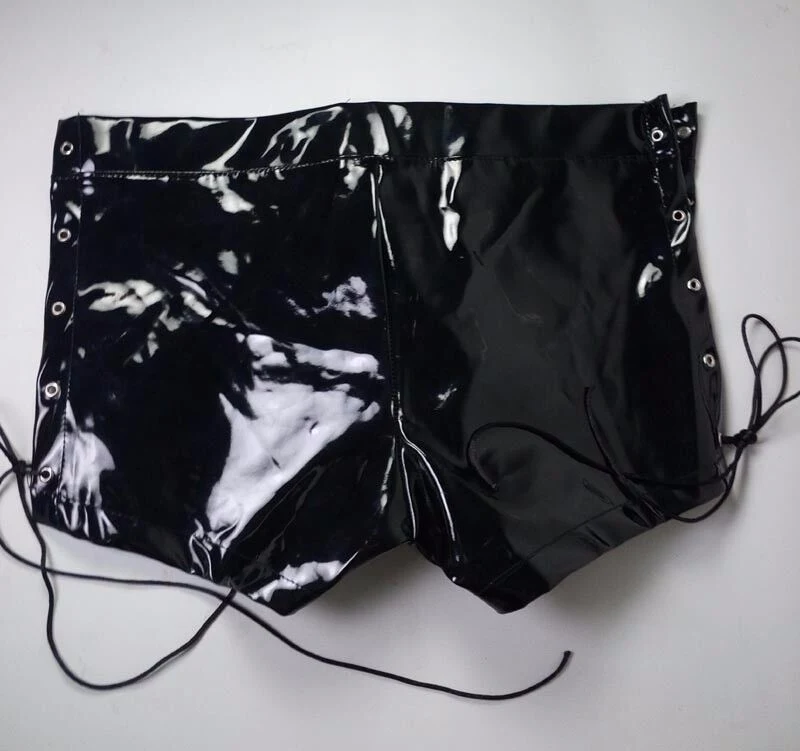 Summer Men's Lacquer Belt Zip Shorts. Stay cool and stylish all summer long with these comfortable and versatile shorts, — photo 1