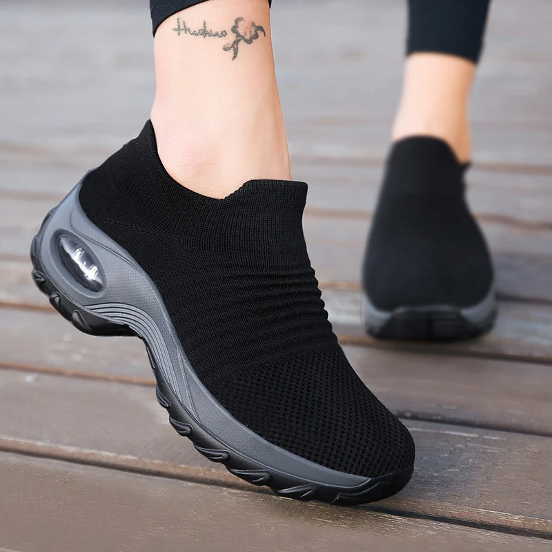 Breathable Mesh Shoes for Middle Aged Women One-Step Mother Shoes Comfortable and Easy to Wear Perfect for Everyday Use — photo 5