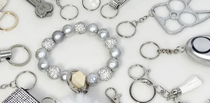 Pulseira de joia versátil para moda. Combine elegância e praticidade com esta pulseira que se adapta a qualquer estilo. O acessório perfeito. — foto 7