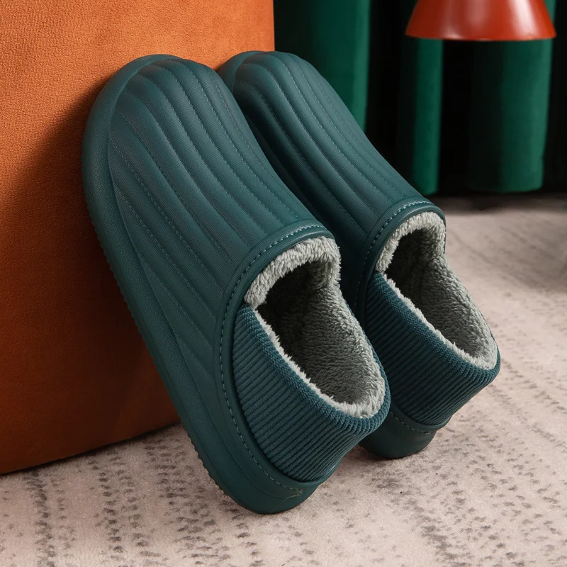 Pantofole termiche semplici in peluche da uomo e donna, calde e confortevoli per i tuoi piedi, perfette per stare a casa. — foto 14