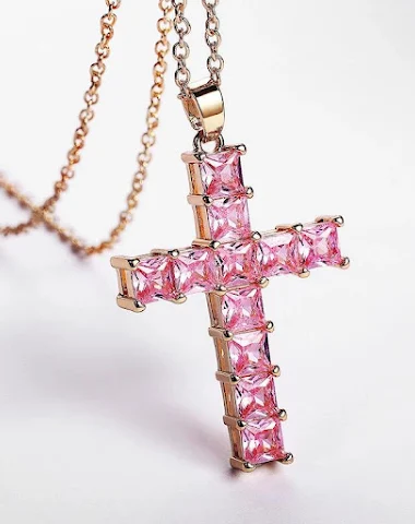 Colar Cruz com Zircônia Incrustada Estilo Clássico Unissex Feminino Joia Tendência Elegante Presente