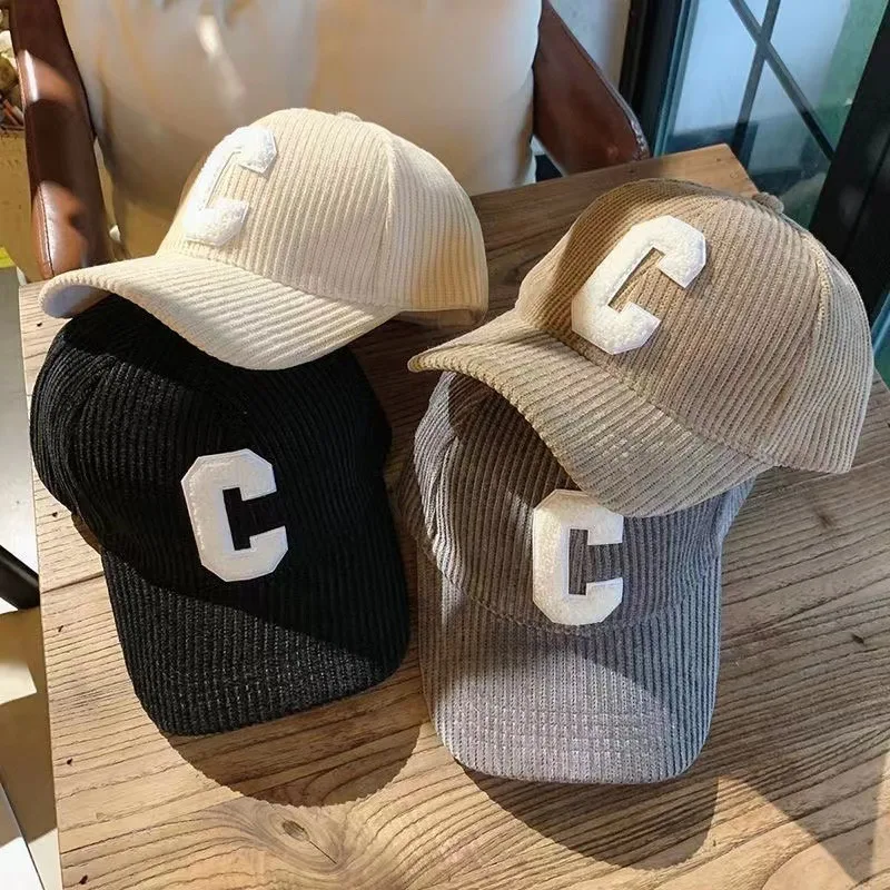 Title 5, Cappello Sportivo in Velluto a Coste con Letter...