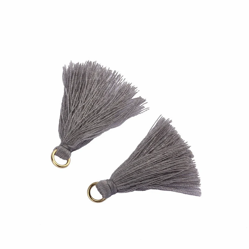 Mini borla pendurada de poliéster-algodão de 3cm com argola, ideal para artesanato, decoração e projetos DIY. Adicione cores vibrantes! — foto 11