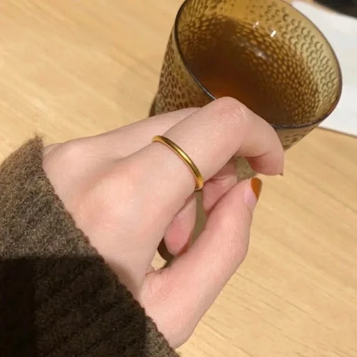 Title 6, Massief gesloten ring ornament voor de perfecte...