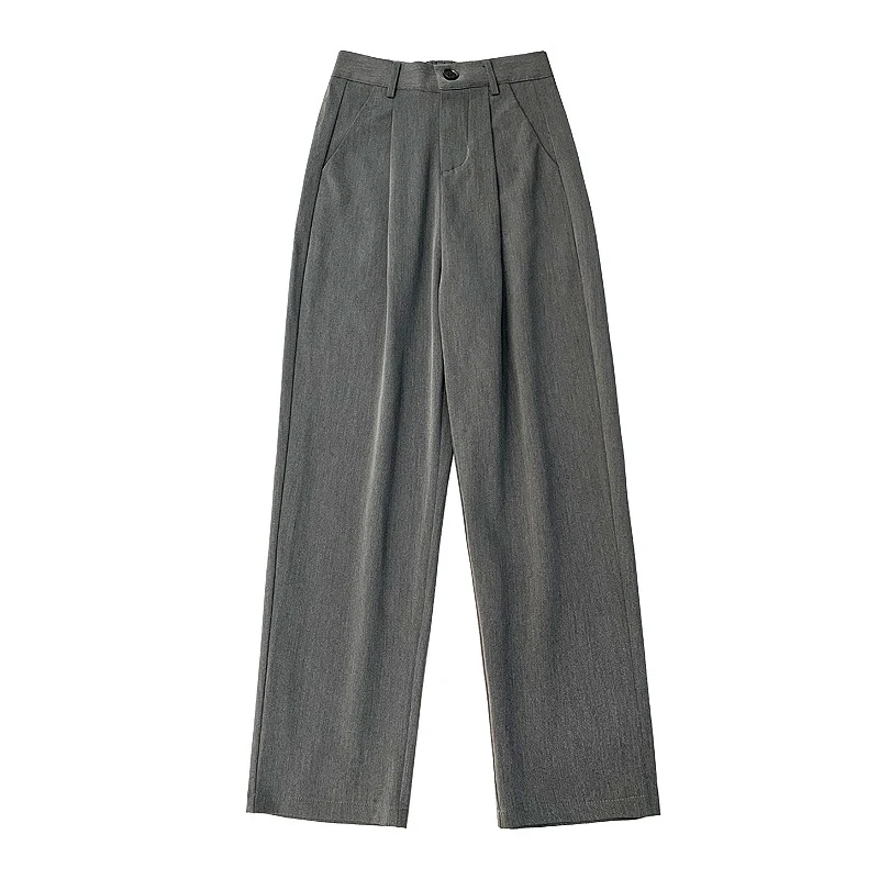Terno feminino cintura alta, perna reta vertical e calças de perna ampla. Elegância e conforto para um visual sofisticado e moderno. — foto 6