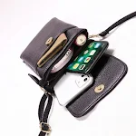 Nova Bolsa para Celular com Zíper em Couro Macio para Mulheres. Leve seu smartphone com segurança e estilo. Conforto e elegância para o seu dia a dia. — foto 6