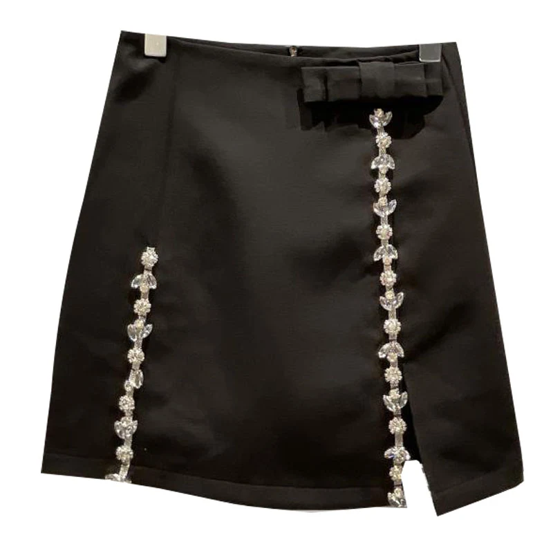 Saia com laço e fenda com grandes partículas de strass, design elegante e sofisticado, ideal para festas e eventos. — foto 4