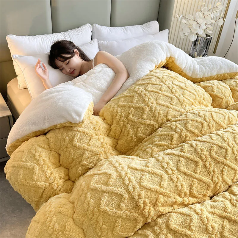 Title 1, Dikke Hibiscus Lamswollen Quilt met Warme Toren...