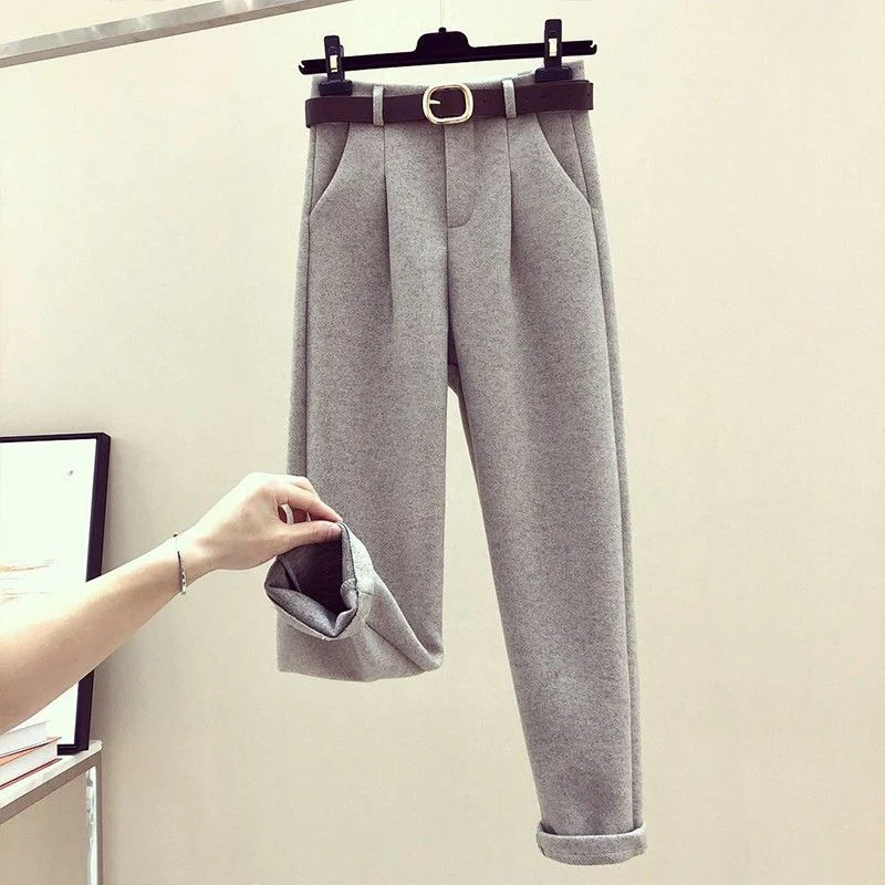 Winter dames wollen jas trui broek driedelig set. Warm en stijlvol de winter door met deze comfortabele en elegante outfit. — foto 19