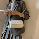 Bolsa feminina transversal redonda fashion Uma bolsa charmosa e versátil para mulheres modernas. Leve seus pertences com estilo e praticidade em qualquer situação. — foto 10