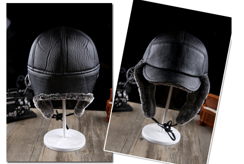 Title 2, Middle-aged and elderly hat, offering sun prote...