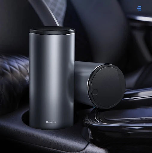 Title 3, Mini car trash bin desktop storage box Keep you...