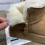 Women's snow boots with fur and thick soles, designed for warmth, comfort, and style. Keep your feet warm and protected — photo 2