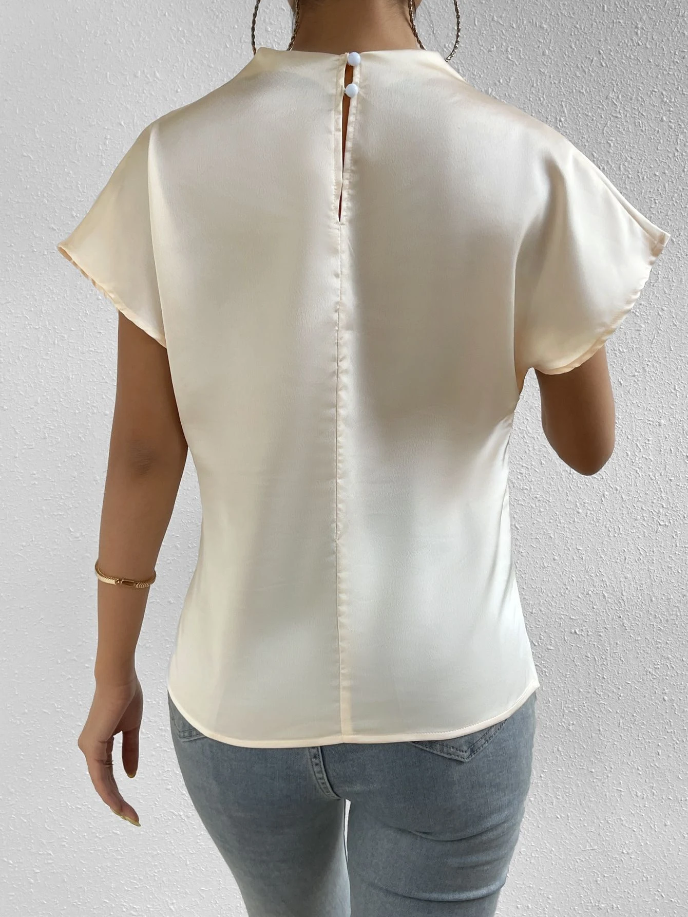 Title 34, European And American Round Neck Solid Color Te...