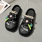 Chinelos de verão femininos Sweet Flowers com bico fechado, meia-pantufla, sapatos para exterior, conforto e leveza para seus pés. — foto 7