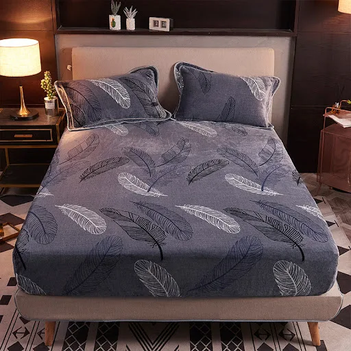 Title 1, Thickened flannel bedspread and hats bed cover ...