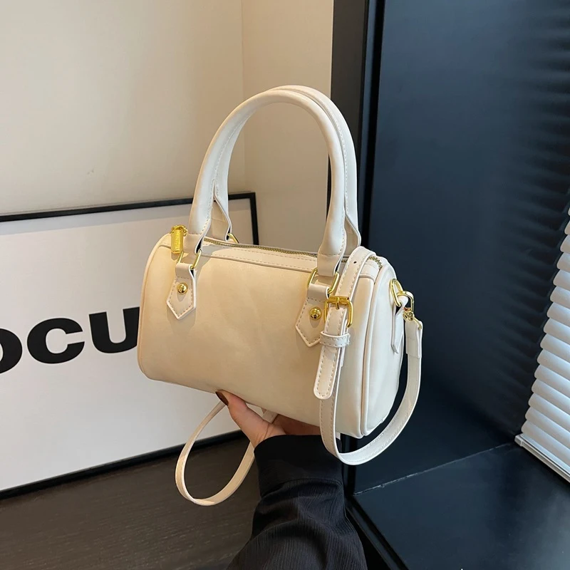 Bolsa mensageiro de ombro retrô para mulheres, bonita e versátil. Design moderno, ideal para mulheres de minorias, perfeita para diversas ocasiões. — foto 1