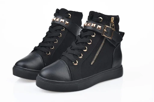 Title 4, Riveted Canvas Shoes with Middle Side Platform ...