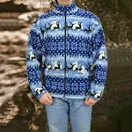 Blusa de moletom com capuz soltinha e estampada, com toque de pelúcia, perfeita para um visual moderno e confortável, ideal para o dia a dia. — foto 4