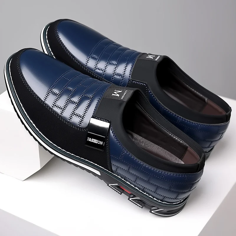 Plus Size Slip-on Casual Leather Shoes for Four Seasons. Experience ultimate comfort and style with these versatile, eve — photo 2