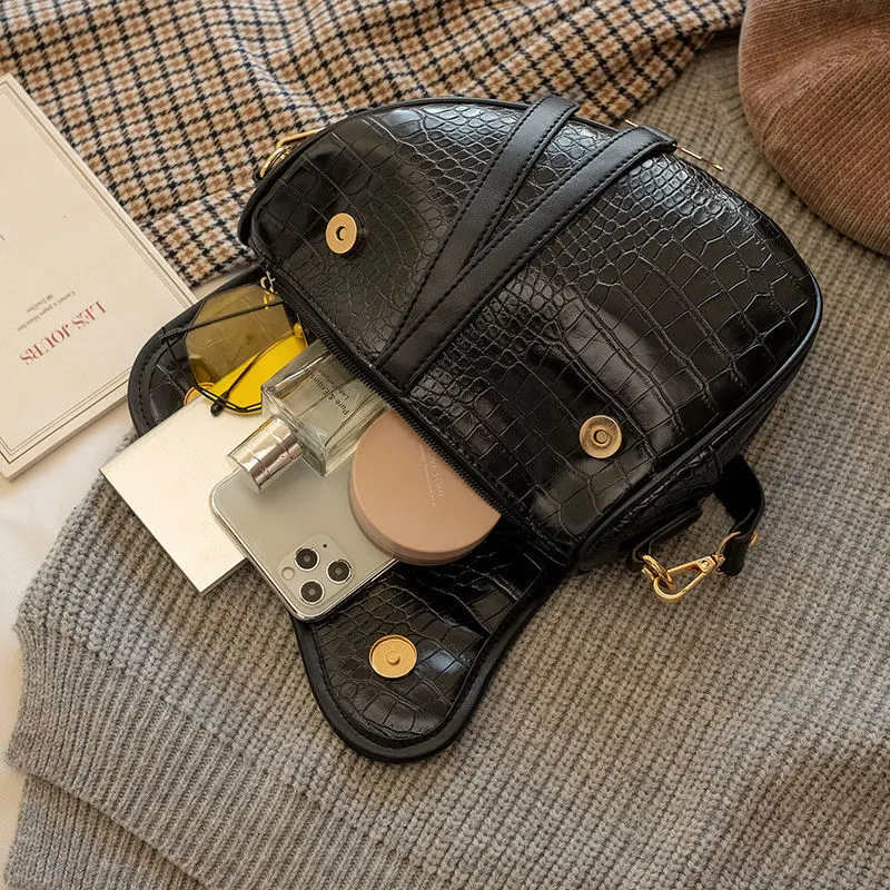 Title 5, Womens Fashion Vintage Versatile Crossbody Bag