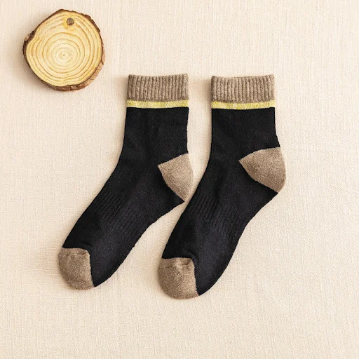 Title 9, Mens Versatile Color Matching Medium Tube Sock...